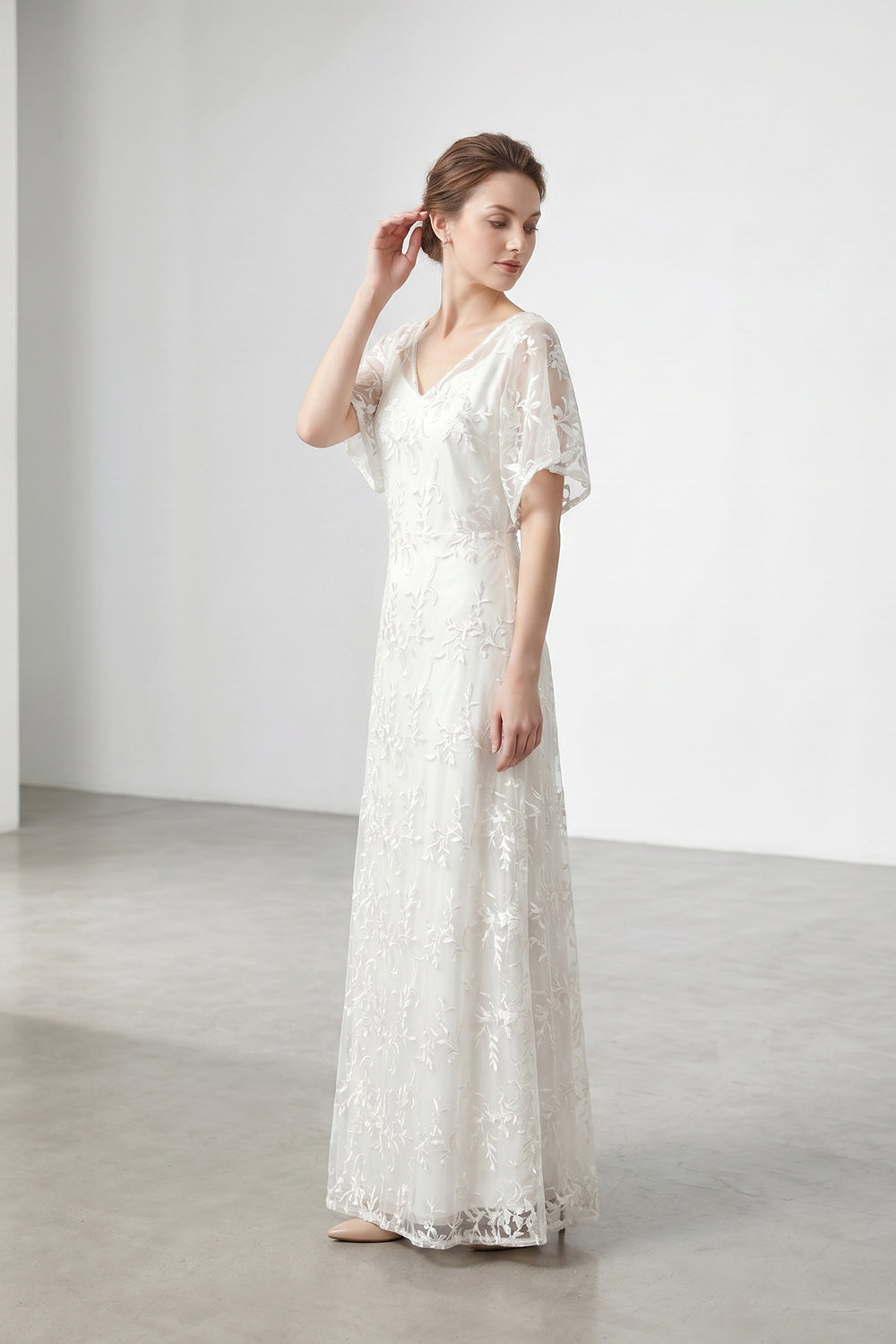 V-Neck Floral Embroidered Tulle Wedding Dress | Short Sleeve Sheath Bridal Gown